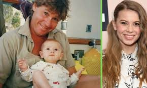 Bindi irwin, the daughter of steve irwin, is returning to animal planet with new tv projects. Bindi Irwin Shares Video Of Father Steve Speaking On Fatherhood