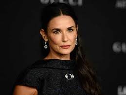 Instantly find any ten days in the valley full episode available from all 1 seasons with videos, reviews, news and more! Demi Moore Returns To Tv After 20 Years With 10 Days In The Valley Hindustan Times