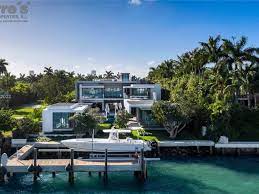 luxury villas in miami beach