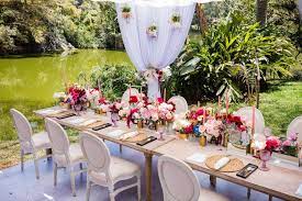 15 Incredible Bridal Table Decor Ideas
