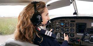 commercial airline pilot in canada