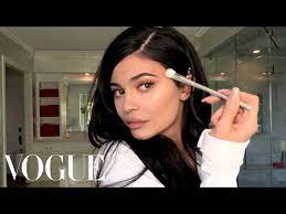 kylie jenner s guide to lips brows