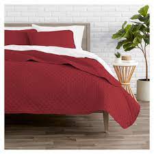 The 15 Best Red Quilts And Bedspreads