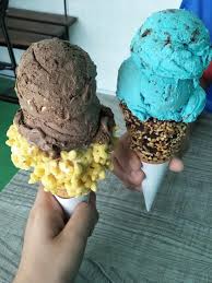 Menu es krim yang disajikan juga. Aiskrim Gedabak Besauuu Di Bedhills Creamery Melaka Facebook