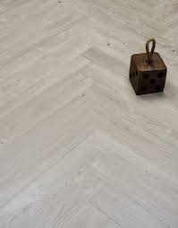 light grey oak lvt flooring