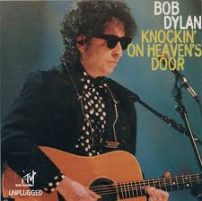 Knockin' on heaven's door is a story about two terminally ill cancer patients who befriend eachother in a hospital and decide to have one last hurrah. Bob Dylan Knockin On Heaven S Door Sheet Music For Piano Download Piano Solo Sku Pso0017863 At Note Store Com