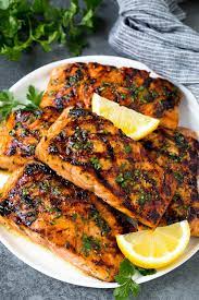 grilled salmon with garlic and herbs