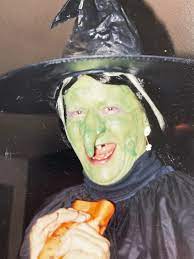 S9 Photograph Close Up POV Halloween Costume Green Skin Witch Long Nose Hat  | eBay