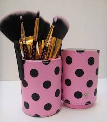 bh cosmetics 11 pieces pink a dot brush