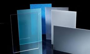 key differences between polycarbonate
