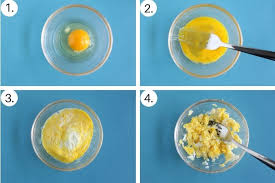 how to make eggs in the microwave