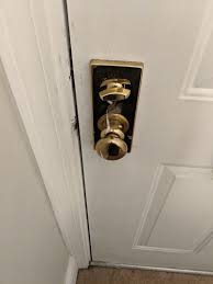 remove deadbolt with no visible latch
