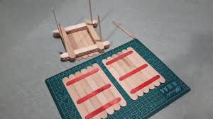 Cara simpel membuat miniatur rumah sederhana dari stik es krim. Diy Bird Feeder Menggunakan Batang Aiskrim