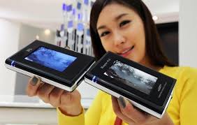 samsung touts super pls display as the