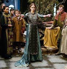 In the starz original series camelot, premiering on april 1st, french actress eva green plays morgan, the beautiful and ruthlessly ambitious daughter of king uther, who wishes to claim her right to her father's. Timeless Outfits On Twitter Eva Green Camelot 2011
