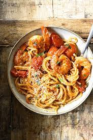 y tomato shrimp spaghetti serving
