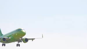 NOVOSIBIRSK, RUSSIAN FEDERATION JUNY 12, 2022 - Embraer E170 of S7 Airlines  approaching before landing at Tomachevo Airport, Novosibirsk. Tourism and  aviation concept 11083753 Stock Video at Vecteezy