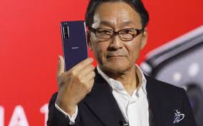 Width height thickness weight write a review. Sony Xperia 1 Ii Offiziell Sony Bringt Profi Alpha Kamera Tech Und High End Audio Features Notebookcheck Com News