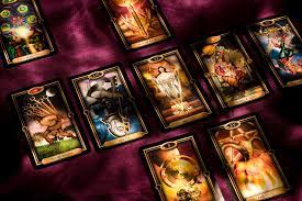 This course is created for beginners but any level is welcome as there are many styles of teaching and learning! Learning Tarot Here S How To Make That Easier By Laura Rosell The Casual Mystic Medium
