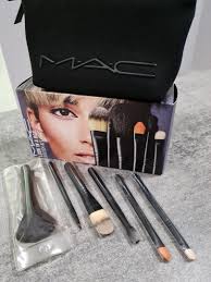 mac cosmetics brush kit beauty