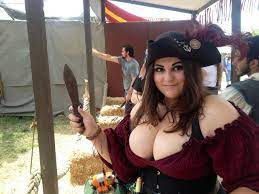 Renaissance Faire Boobs — ladydogbarf: This picture of me that...