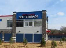 self storage manas va