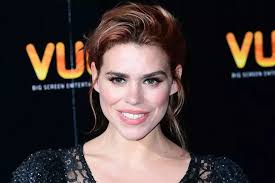 billie piper shows off her eight month