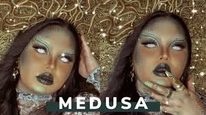 medusa makeup look halloween 2021