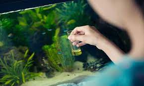 to clean aquarium glass white residue