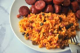 To serve your puerto rican rice and beans, place a large mound of freshly cooked rice in each serving bowl. Puerto Rican Rice Pigeon Peas With Ham See The Happy