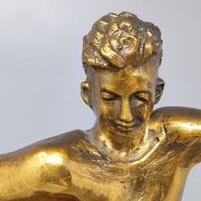 soccer player bronze sculpture made in