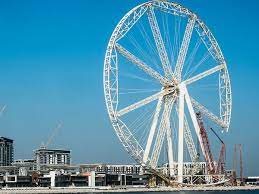 The world's largest swing, it weighs as much as 5 Boeing jets and twice as  big as 'London Eye' | दुनिया का सबसे बड़ा झूला, यह 5 बोइंग जेट जितना वजनी  और '