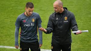 The younger hazard came on for the final seven minutes to play alongside his brother. Roberto Martinez Hazard Is An Old School Footballer With Very Modern Skills As Com