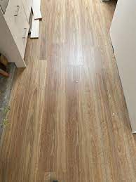 Even wet areas like bathrooms, toilets and laundries. Spotted Gum 7 5mm Hybrid Vinyl Flooring Vinspoasp1522x230x7 5