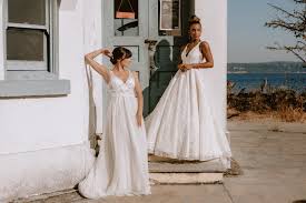 custom wedding dresses and bridal gowns