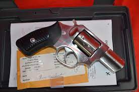 ruger sp 101 357 mag revolver used 2 25