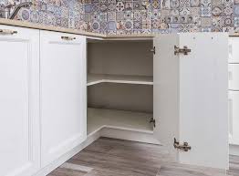 how to adjust kitchen cabinet doors