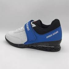 To focus on lifting heavy weights, you need a shoe with a hard heel and solid construction, dewar says. Professional Weightlifting Shoes Weight Lifting Shoe Hightop Gym Training Bodybuilding Suqte Power Lifting High Tops Weightlifting Shoes Aliexpress
