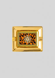 Furniture, ceramic tiles, wallpaper, lighting and home décor designed in iconic versace fashion. Versace Home Decor Homeware Living Collection Official Website