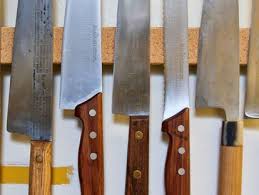 Son muchas plantillas para hacer cuchillos que tenia en mi pc 260 mb algunas pueden estar repetidas perdonen si es asi pero son muchas. Plantillas Para Hacer Cuchillos Taringa Kitchen Knives Knife Restoration Knife