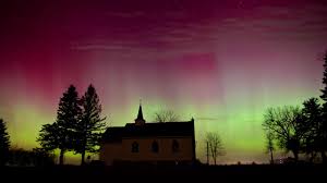 South Dakota Photographer Captures Northern Lights Near Chester