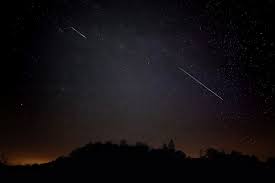 Our meteor shower calendar for 2021 has dates for all the principal meteor showers—plus viewing tips from the old farmer's almanac. Lyrids Meteor Shower 2021 Where To See Shooting Stars This April Time Out Lakes Online News