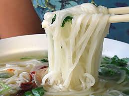 Banh Pho (Bánh Phở) - It's All About the Square Noodles - LovingPho.com