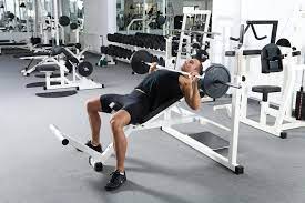 incline barbell bench press exercise