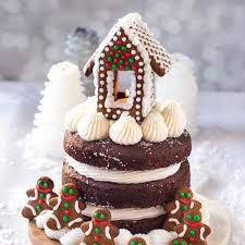 vegan gingerbread house cake