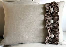 La tua casa ha bisogno di cuscini arredo? Alcune Idee Per Personalizzare Cuscini In Stile Shabby Chic Arredamento Provenzale