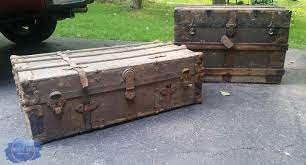 steamer trunk coffee table roots