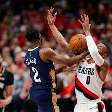 Get the latest situational stats for jrue holiday of the milwaukee bucks for the 2013 basketball season on cbs sports. Ringer Damian Lillard Outshined By Jrue Holiday In Blazers Pelicans Blazer S Edge