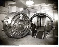 vault door building bank safe man
