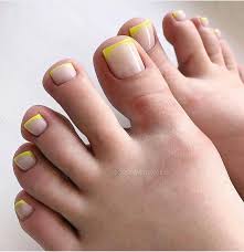 best yellow toe nails designs